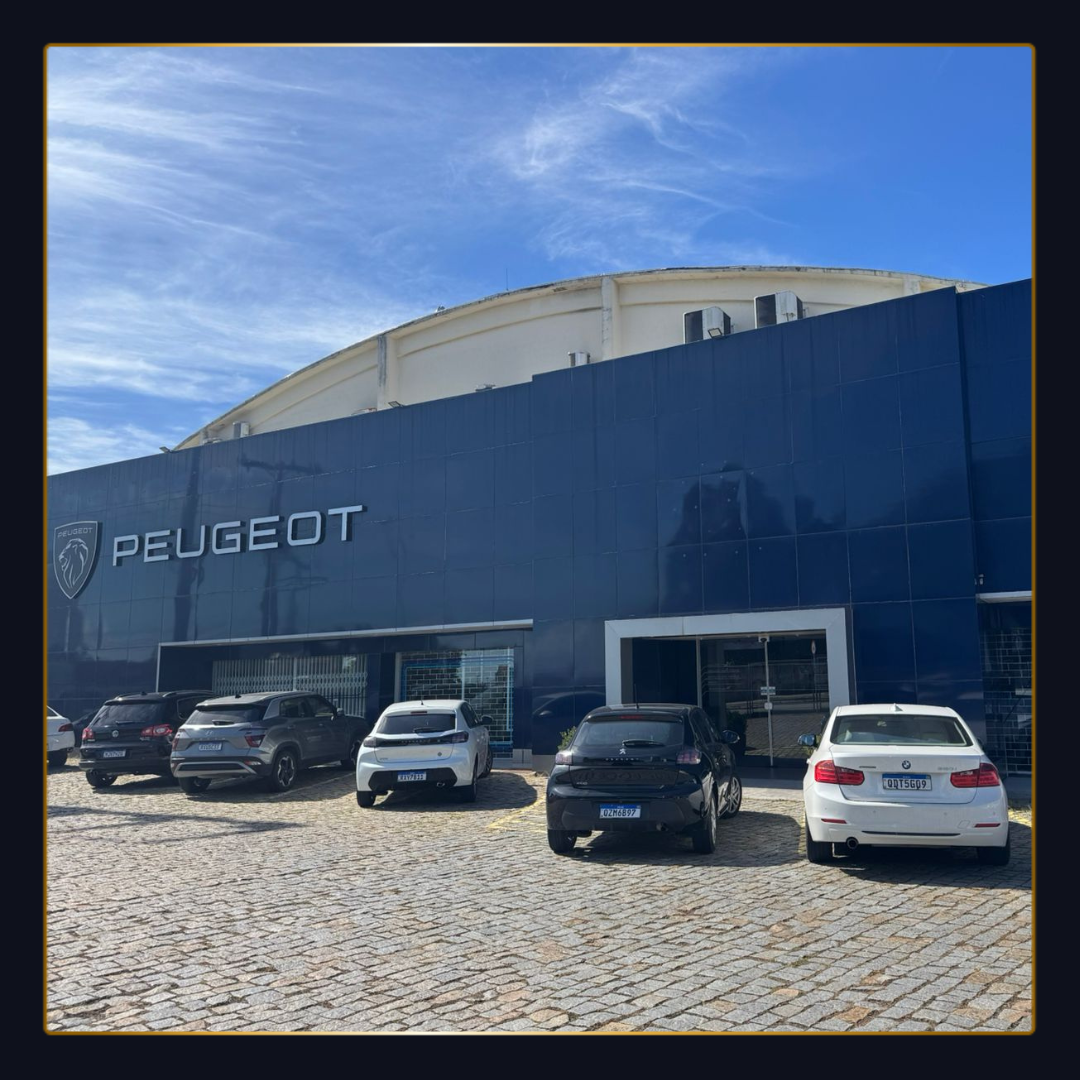 Florence Peugeot celebra 25 anos de presença em Santa Catarina com evento para clientes e amigos no Villa Romana Shopping!